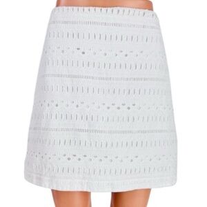 Gap white eyelet cotton mid thigh summer skirt size 10